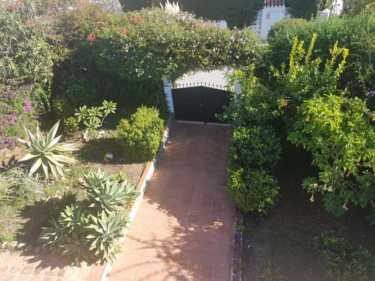 Bonita Villa En Nerja Casa Palomas Esterno foto