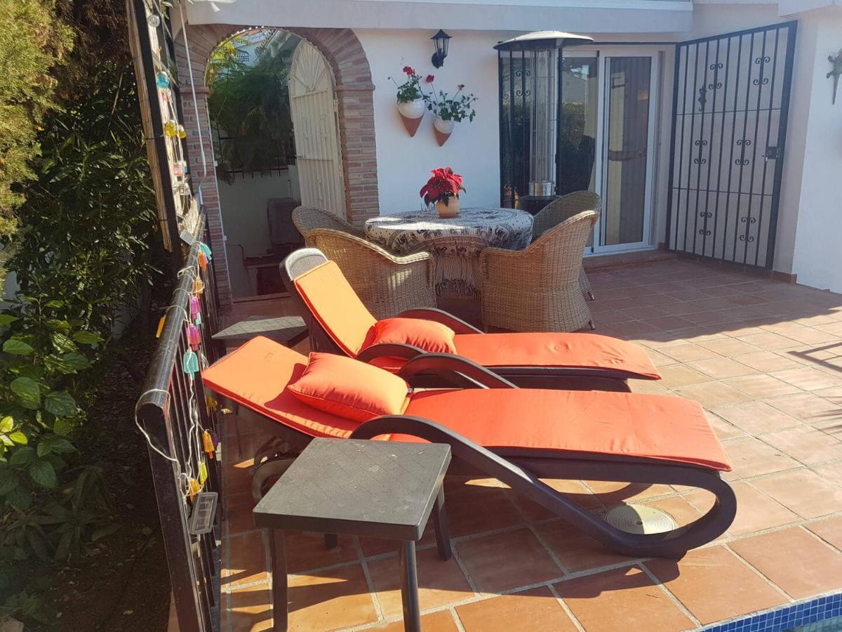 Bonita Villa En Nerja Casa Palomas Esterno foto